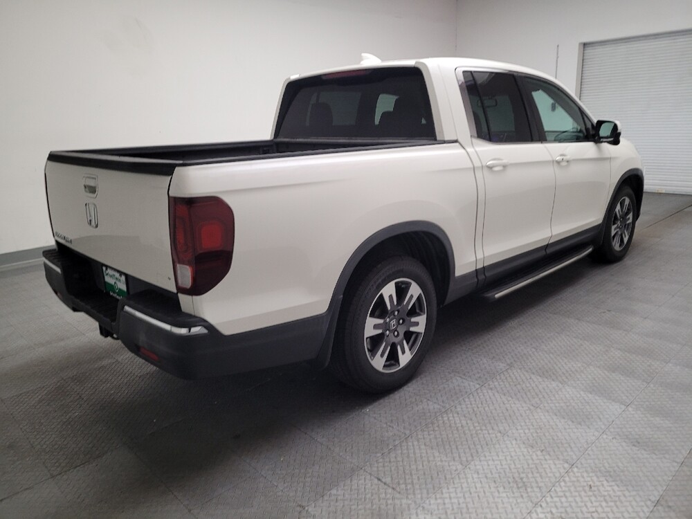 2018 Honda Ridgeline in Downey, CA 90241 - 18128961 9
