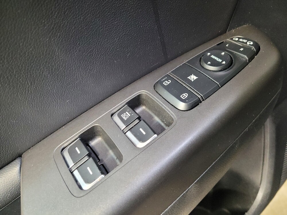 2022 Kia Sportage in Montclair, CA 91763 - 18128962 27