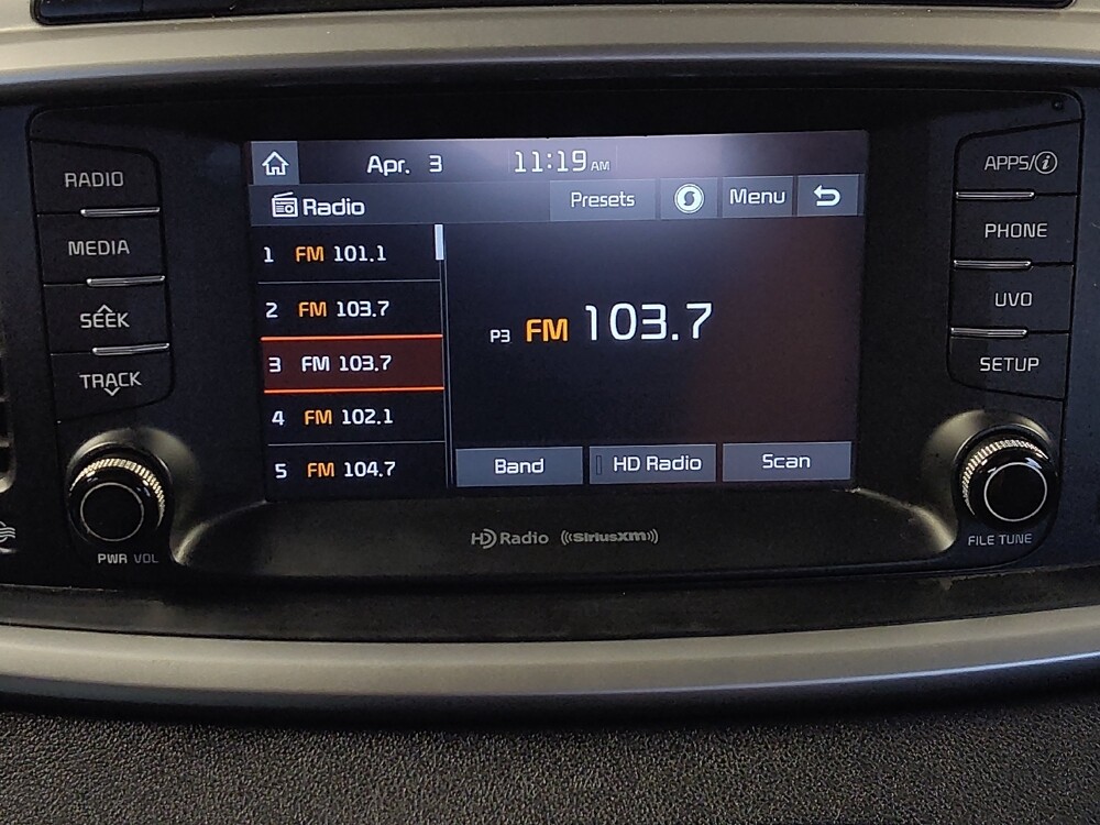 2018 Kia Sorento in Houston, TX 77034 - 18128965 25