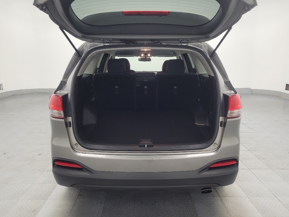 2018 Kia Sorento in Houston, TX 77034 - 18128965 29