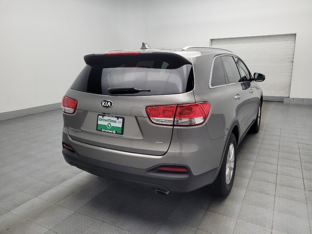 2018 Kia Sorento in Houston, TX 77034 - 18128965 9