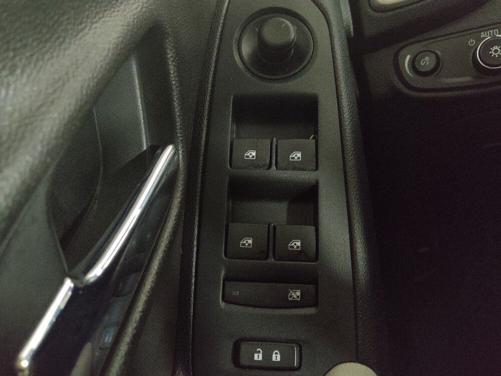 2018 Chevrolet Trax in Athens, GA 30606 - 18128967 27