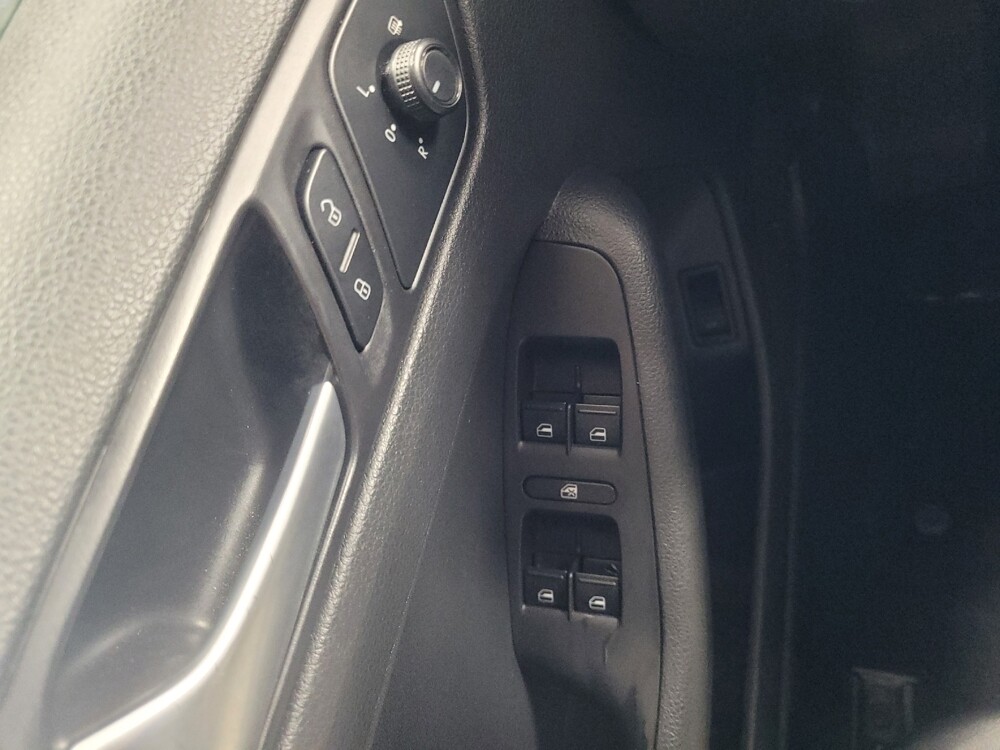 2018 Volkswagen Jetta in Marietta, GA 30062 - 18128970 27