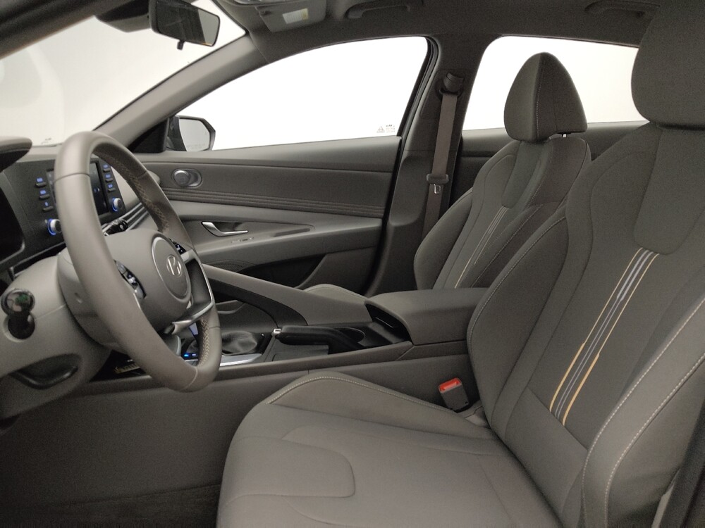 2025 Hyundai Elantra in Augusta, GA 30907 - 18128971 17