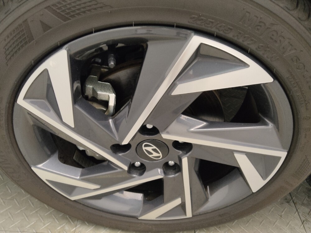 2025 Hyundai Elantra in Augusta, GA 30907 - 18128971 31