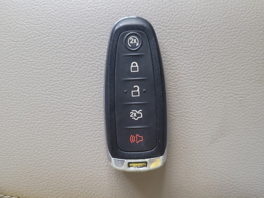 2016 Ford Escape in Jackson, MS 39211 - 18128972 32