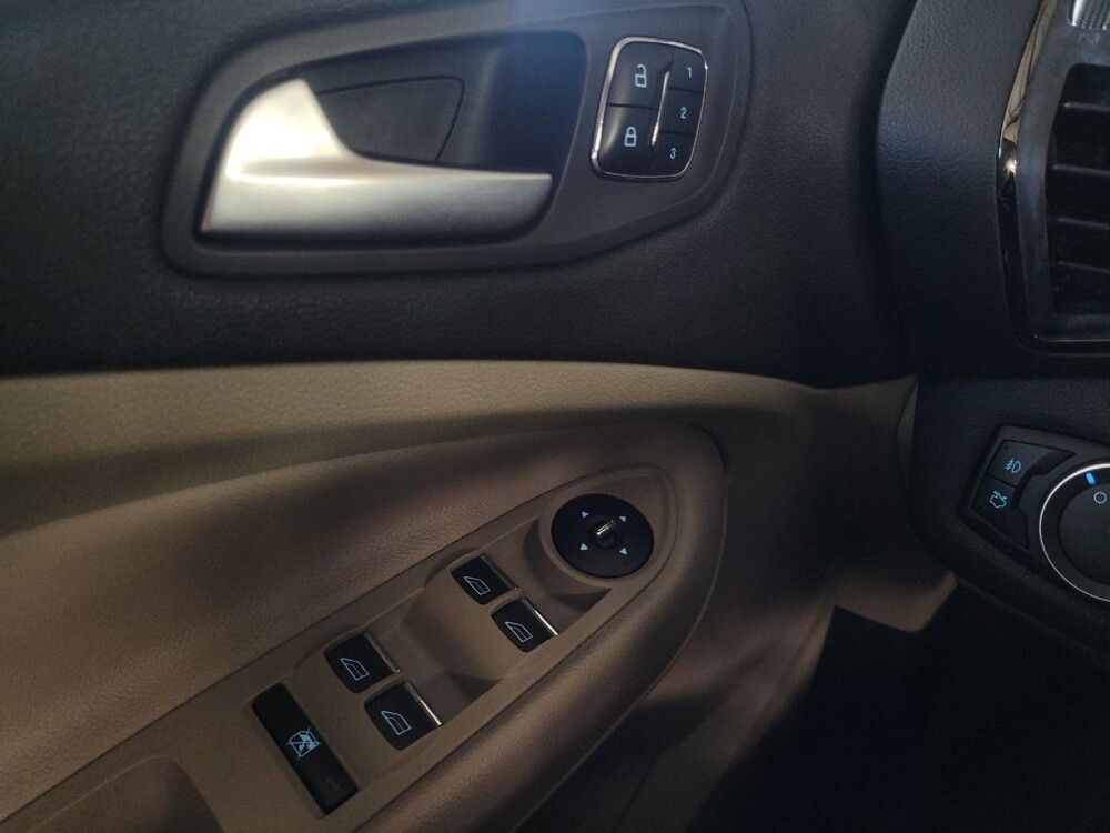 2016 Ford Escape in Jackson, MS 39211 - 18128972 27