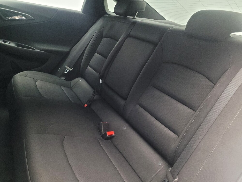 2018 Chevrolet Malibu in Augusta, GA 30907 - 18128975 18