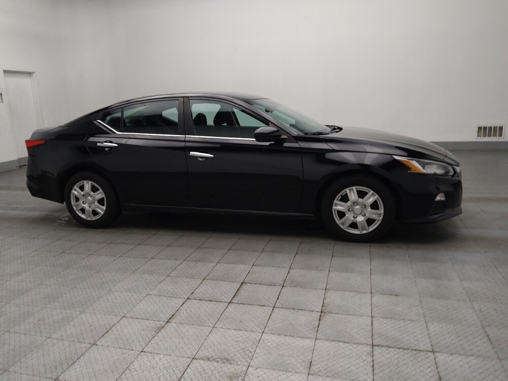 2019 Nissan Altima in Macon, GA 31210 - 18128977 11