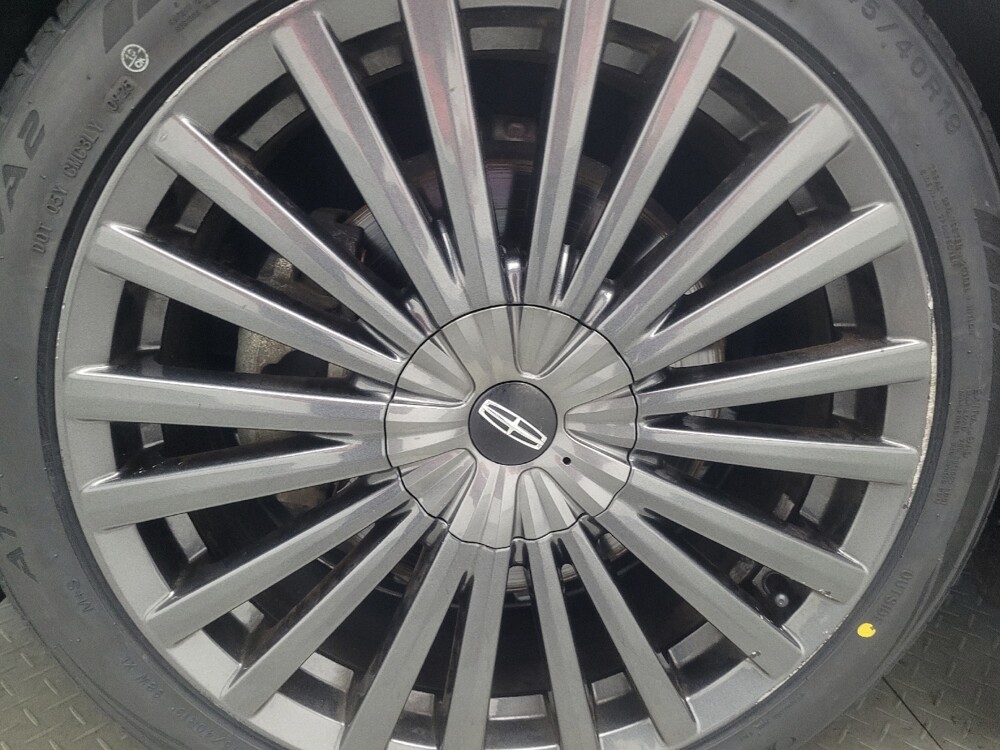 2018 Lincoln MKZ in Morrow, GA 30260 - 18128983 31