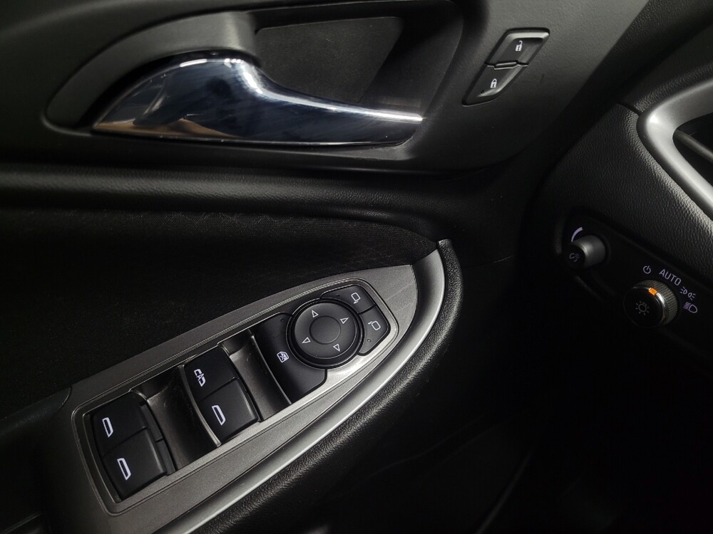 2023 Chevrolet Malibu in Morrow, GA 30260 - 18128990 27