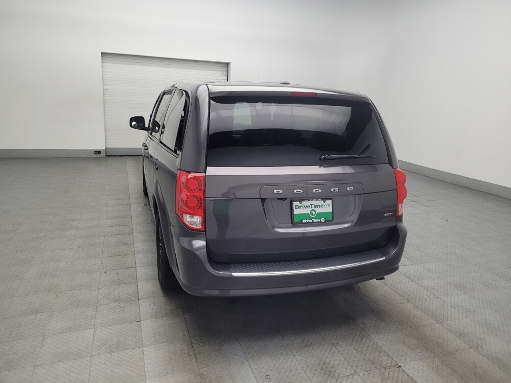 2017 Dodge Grand Caravan in Birmingham, AL 35215 - 18128994 6