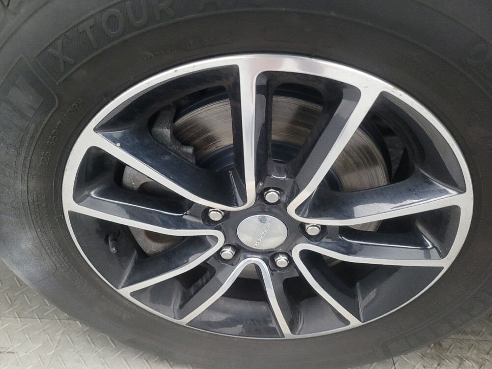 2017 Dodge Grand Caravan in Birmingham, AL 35215 - 18128994 31