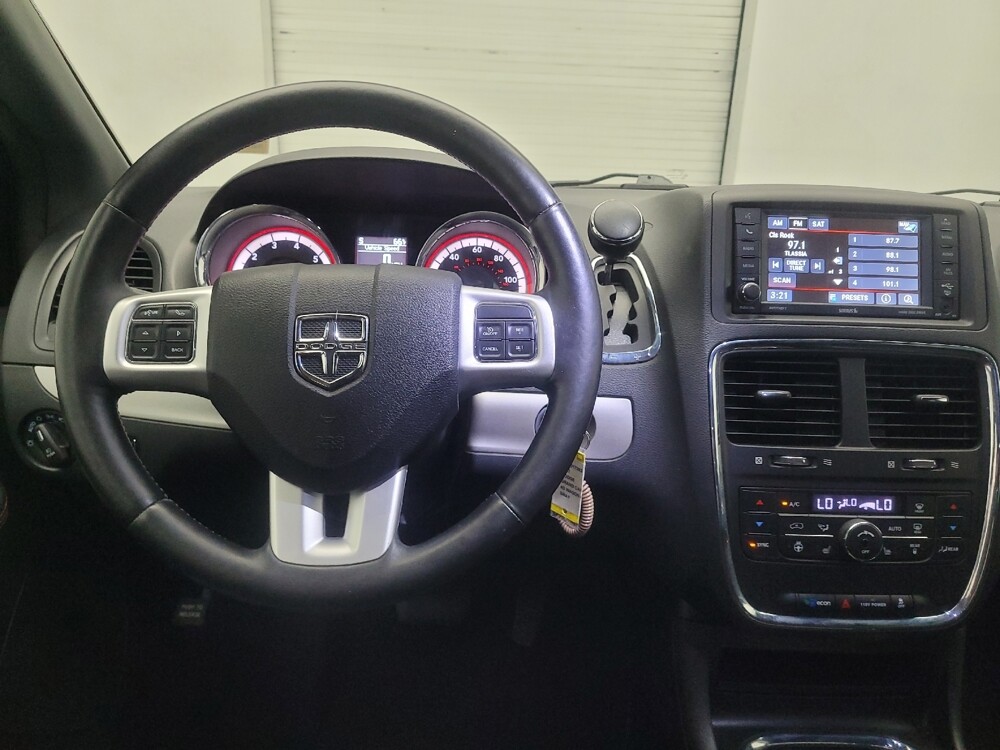 2017 Dodge Grand Caravan in Birmingham, AL 35215 - 18128994 22