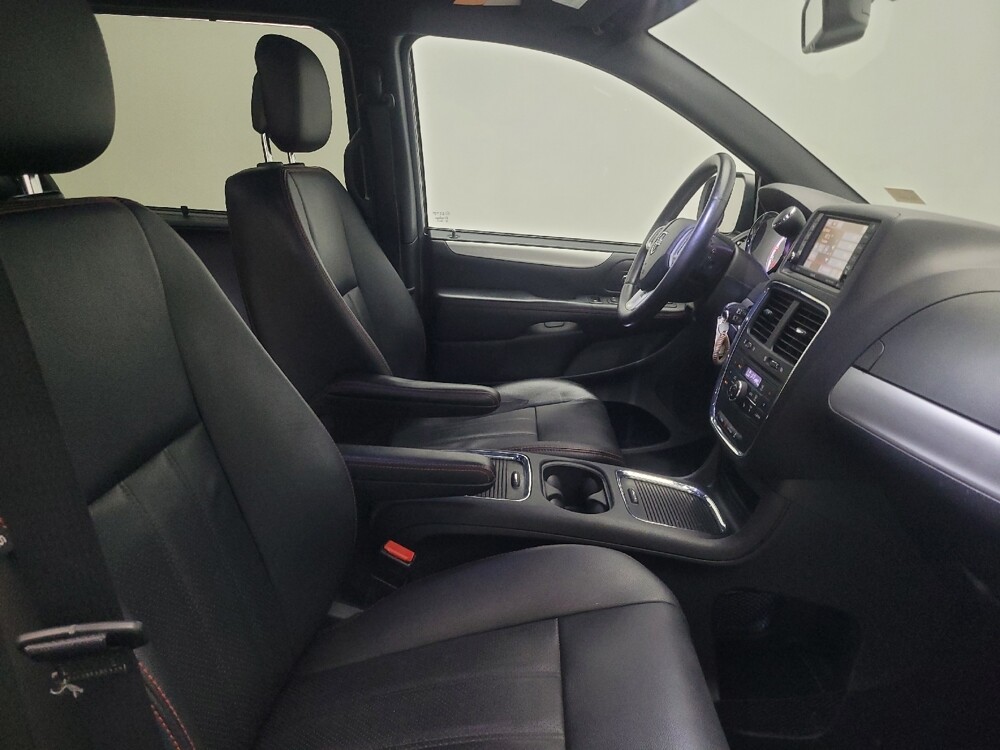 2017 Dodge Grand Caravan in Birmingham, AL 35215 - 18128994 21