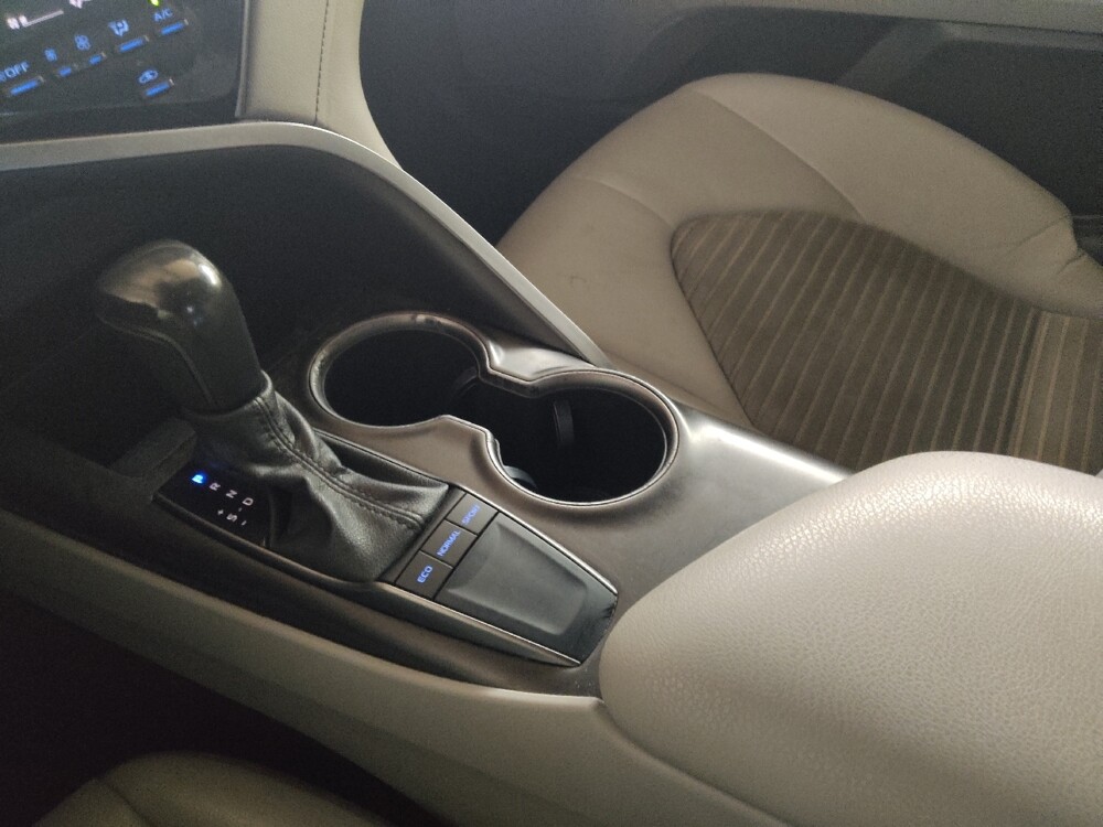 2022 Toyota Camry in Knoxville, TN 37923 - 18128999 26