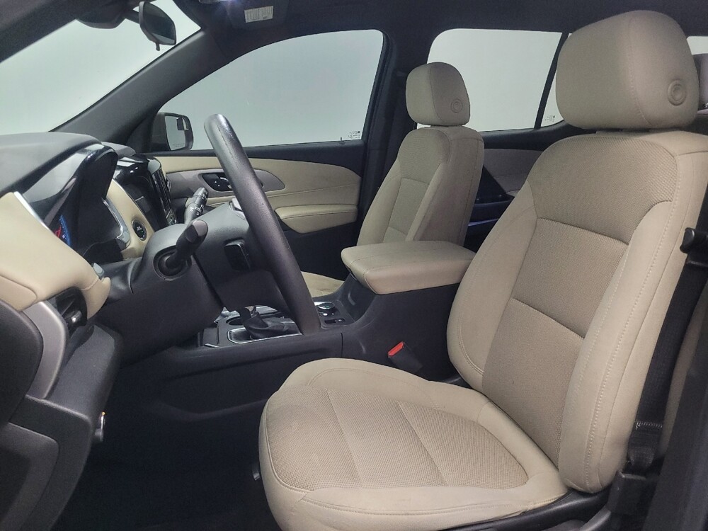 2023 Chevrolet Traverse in Stone Mountain, GA 30083 - 18129000 17