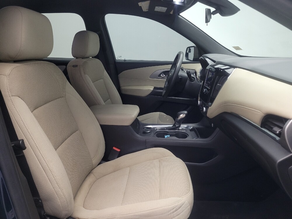 2023 Chevrolet Traverse in Stone Mountain, GA 30083 - 18129000 21