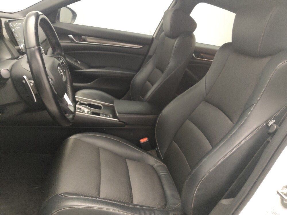 2018 Honda Accord in Conyers, GA 30094 - 18129008 17