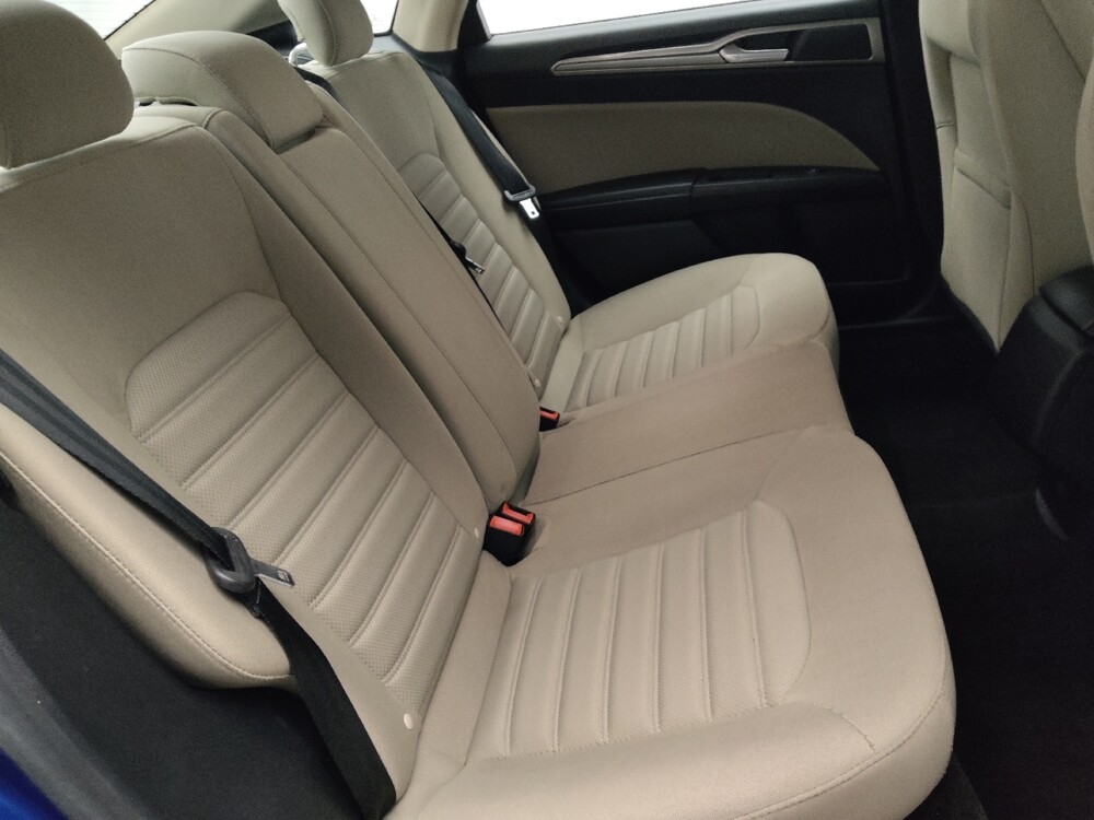 2018 Ford Fusion in Morrow, GA 30260 - 18129010 19