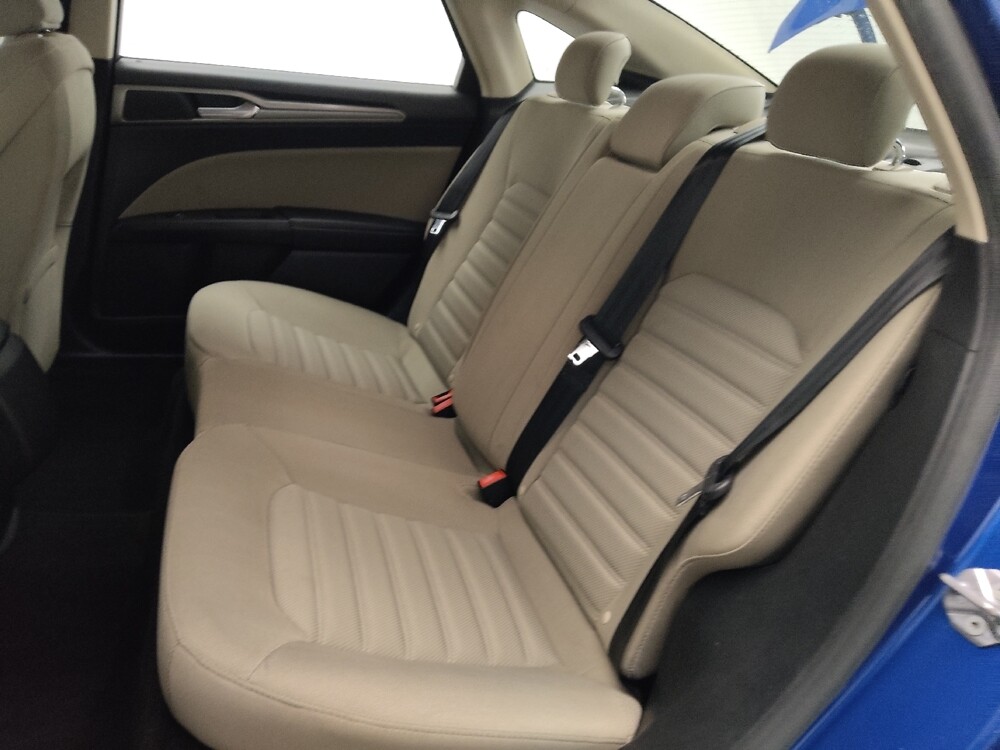 2018 Ford Fusion in Morrow, GA 30260 - 18129010 18