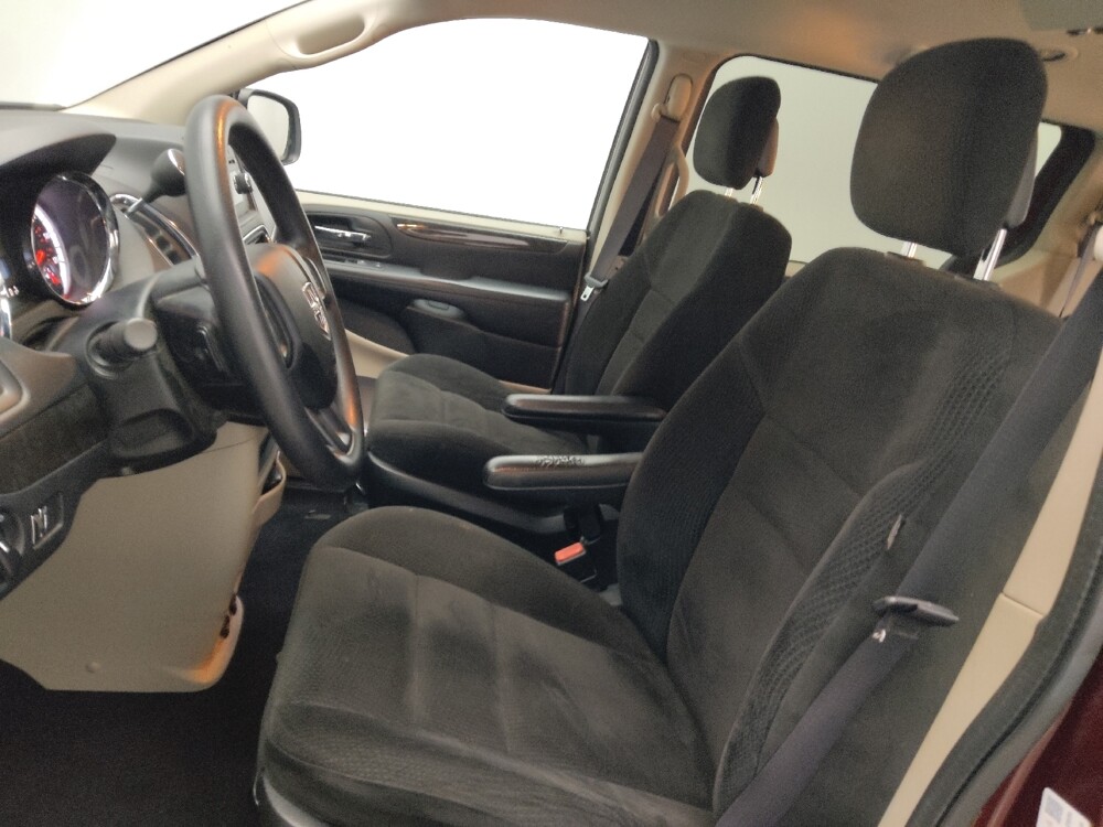 2017 Dodge Grand Caravan in Athens, GA 30606 - 18129012 17