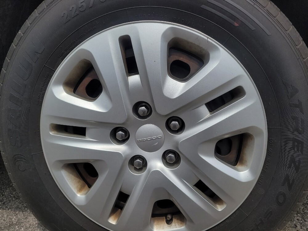 2017 Dodge Grand Caravan in Athens, GA 30606 - 18129012 31