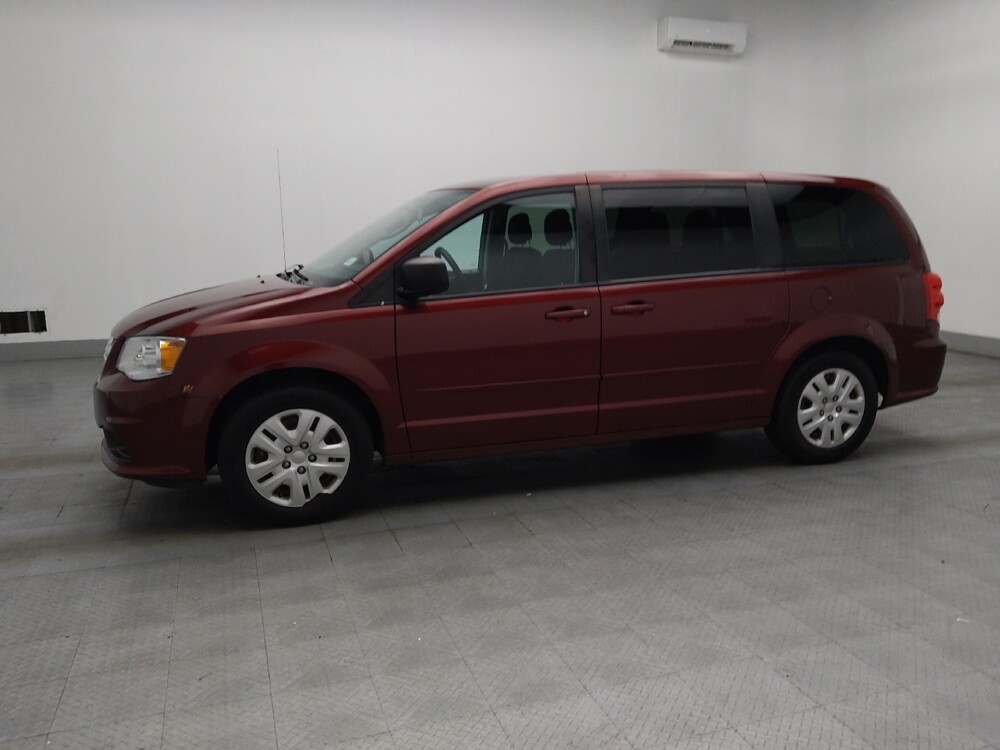 2017 Dodge Grand Caravan in Athens, GA 30606 - 18129012 2