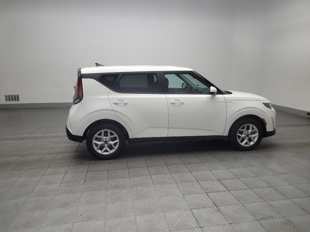 2025 Kia Soul in Conyers, GA 30094 - 18129015 10