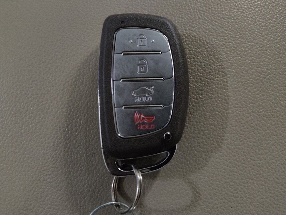 2018 Hyundai Elantra in Union City, GA 30291 - 18129017 32