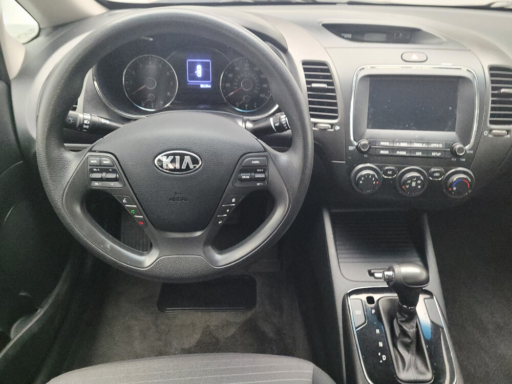 2018 Kia Forte in Fort Worth, TX 76116 - 18129022 22