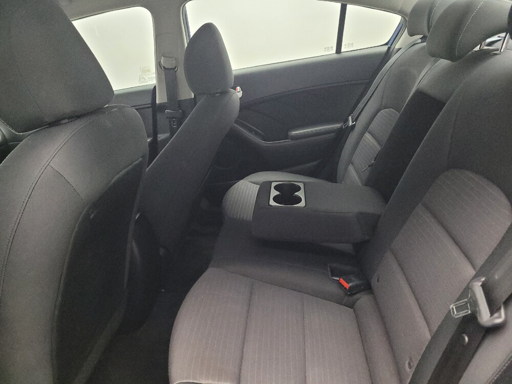 2018 Kia Forte in Fort Worth, TX 76116 - 18129022 18