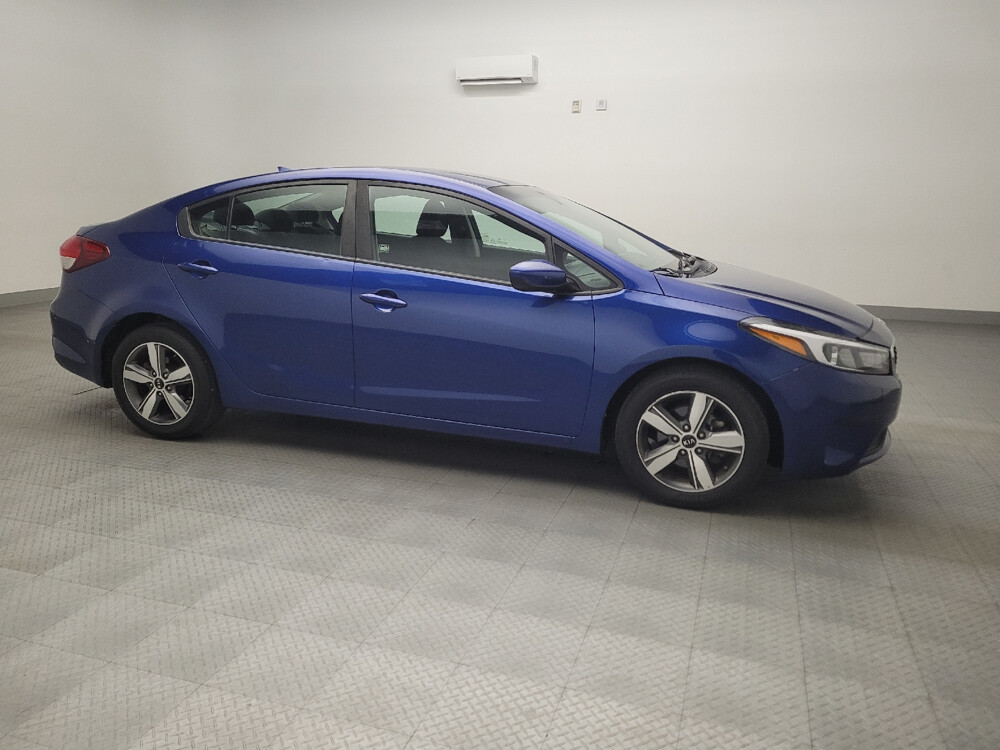 2018 Kia Forte in Fort Worth, TX 76116 - 18129022 11