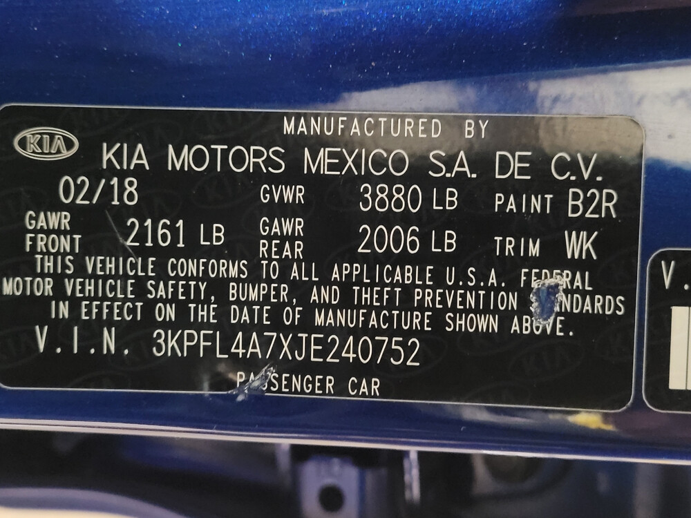 2018 Kia Forte in Fort Worth, TX 76116 - 18129022 33