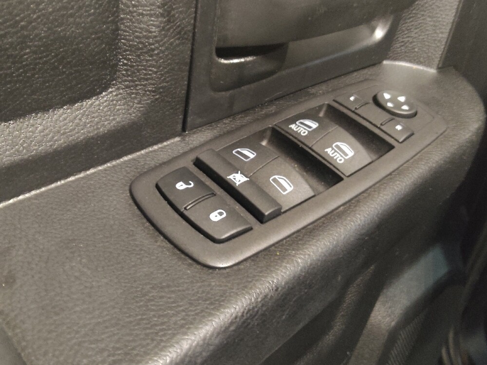 2013 RAM 1500 in Arlington, TX 76011 - 18129026 27