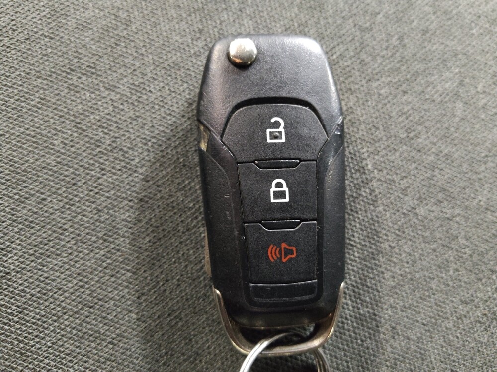 2022 Ford F150 in Fort Worth, TX 76116 - 18129027 32