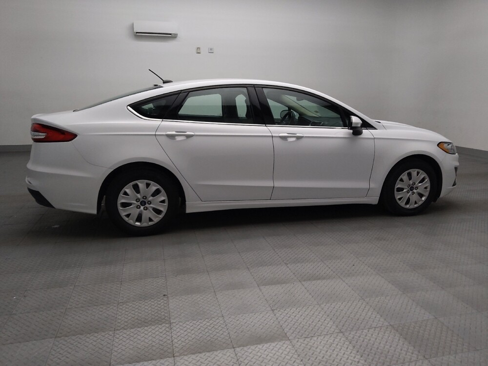 2019 Ford Fusion in Arlington, TX 76011 - 18129034 10
