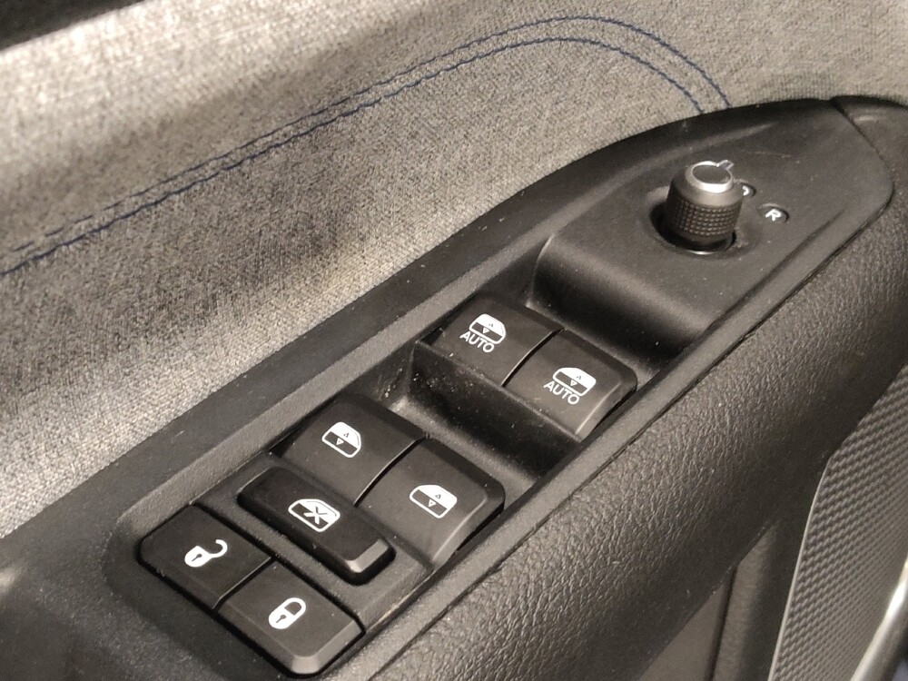 2022 Jeep Compass in Fort Worth, TX 76116 - 18129035 27