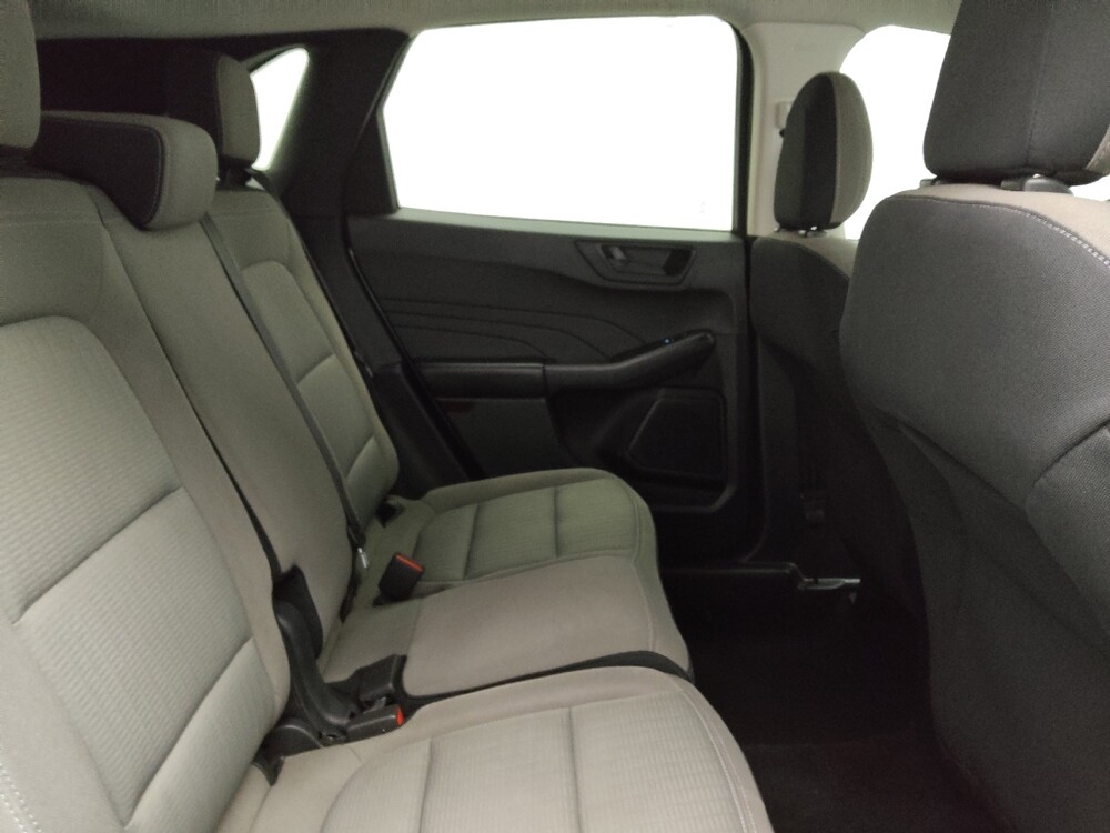 2022 Ford Escape in Fort Worth, TX 76116 - 18129036 19