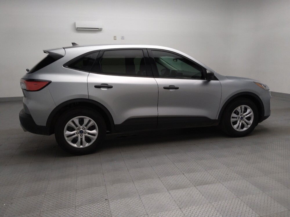 2022 Ford Escape in Fort Worth, TX 76116 - 18129036 10