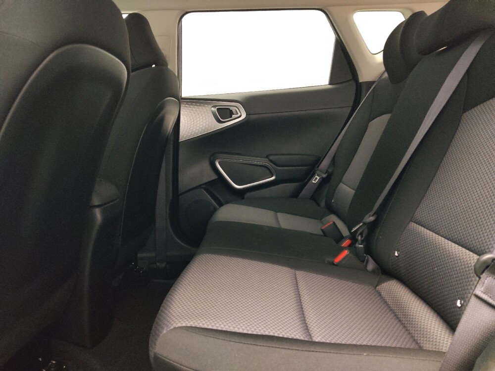 2025 Kia Soul in Arlington, TX 76011 - 18129047 18