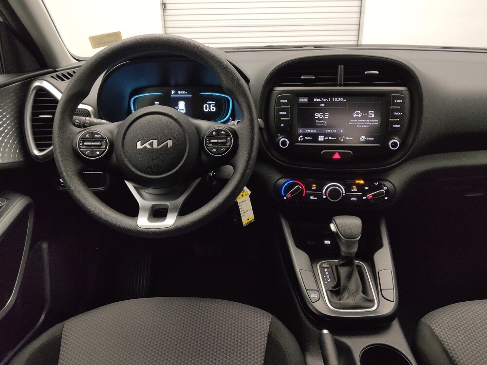 2025 Kia Soul in Arlington, TX 76011 - 18129047 22
