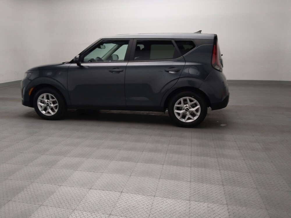 2025 Kia Soul in Arlington, TX 76011 - 18129047 3
