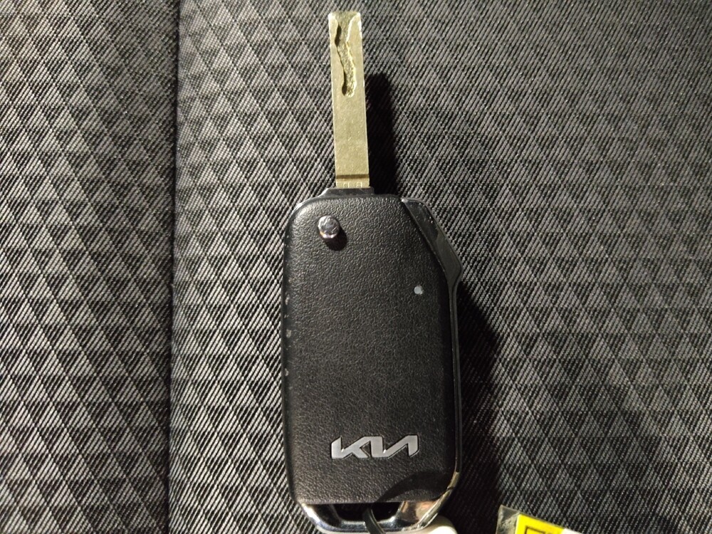 2025 Kia Soul in Arlington, TX 76011 - 18129047 32