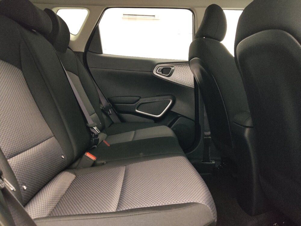 2025 Kia Soul in Arlington, TX 76011 - 18129047 19