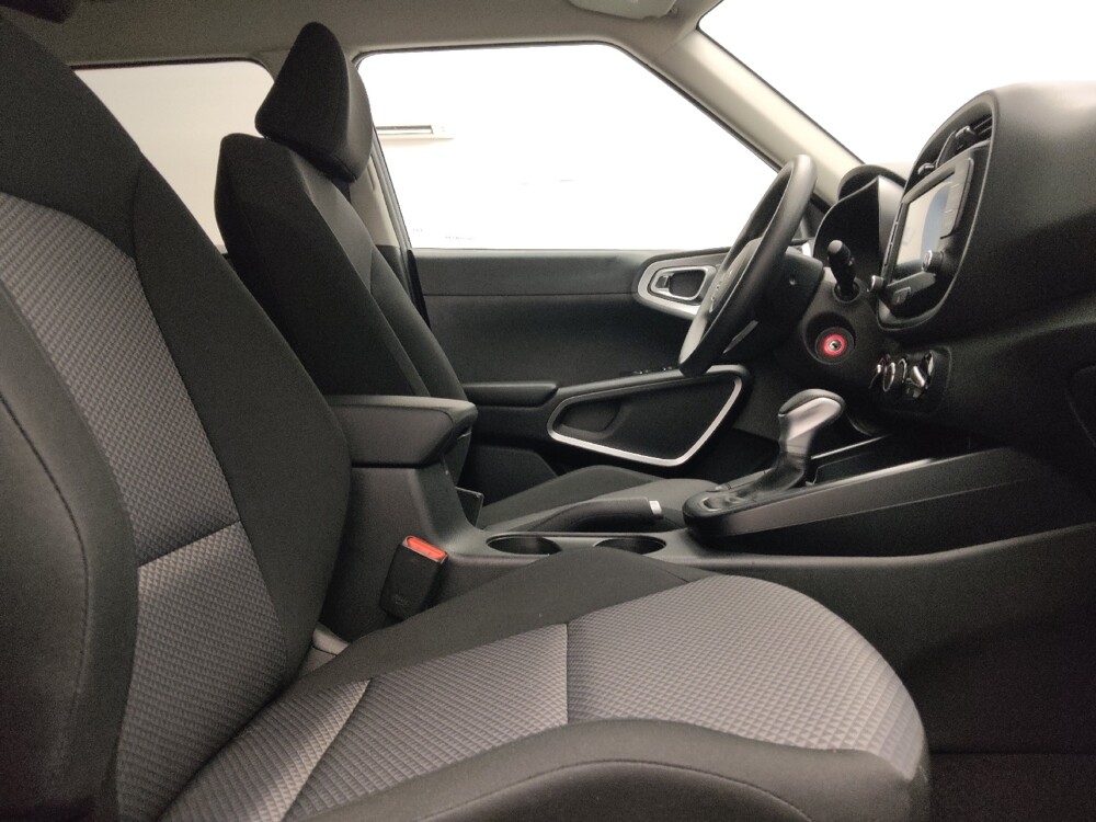 2025 Kia Soul in Fort Worth, TX 76116 - 18129048 21