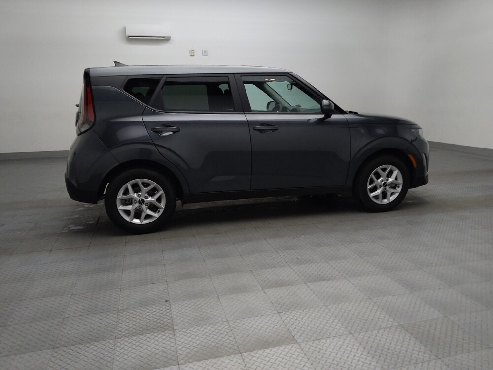 2025 Kia Soul in Arlington, TX 76011 - 18129050 10