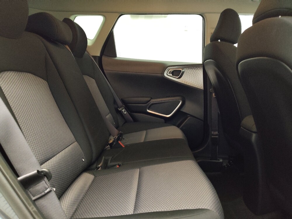 2025 Kia Soul in Arlington, TX 76011 - 18129050 19