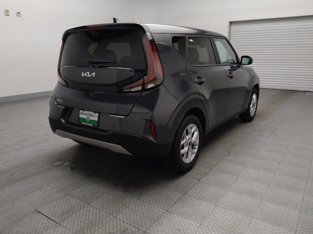2025 Kia Soul in Arlington, TX 76011 - 18129050 9