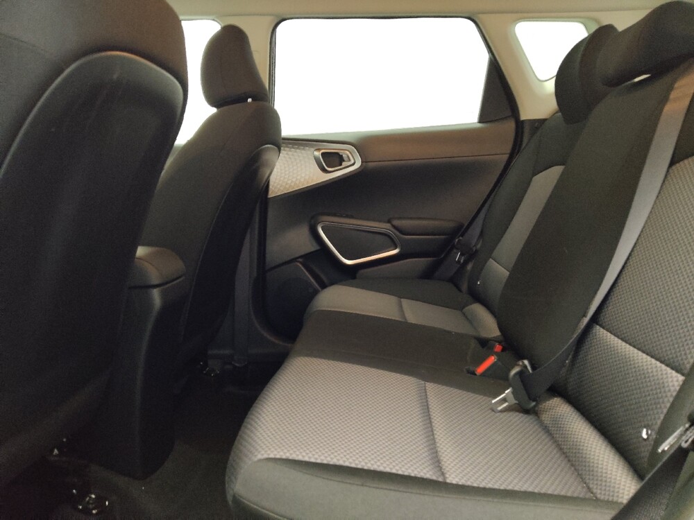 2025 Kia Soul in Arlington, TX 76011 - 18129050 18